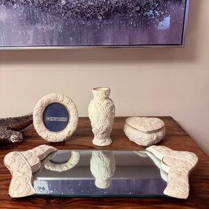 International Silver Company Cream Decorative Set